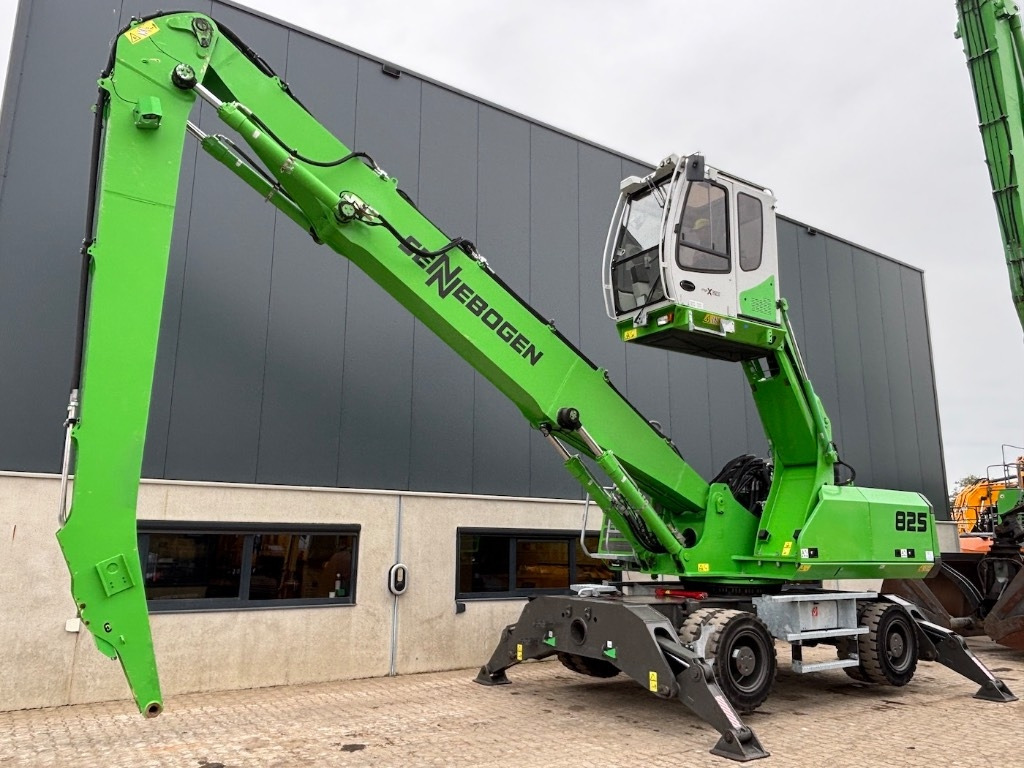 Sennebogen 825 - 825 M - 825MD - Справувач со отпад/ Индустрија: слика 1 Sennebogen 825 - 825 M - 825MD - Справувач со отпад/ Индустрија: слика 1