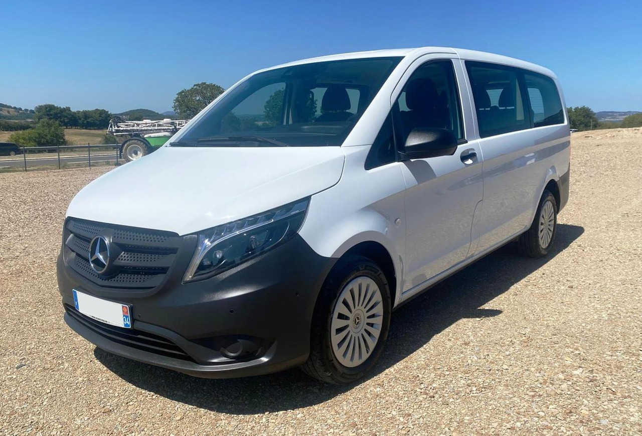 MERCEDES-BENZ Vito Tourer 114 CDI 136 Long Pro 9G-Tronic 8 Places - Патничко комбе: слика 2 MERCEDES-BENZ Vito Tourer 114 CDI 136 Long Pro 9G-Tronic 8 Places - Патничко комбе: слика 2