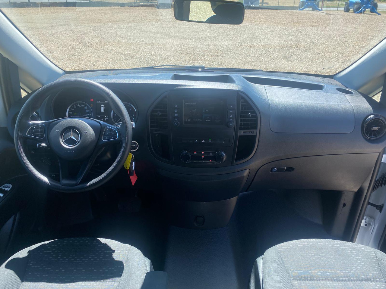 MERCEDES-BENZ Vito Tourer 114 CDI 136 Long Pro 9G-Tronic 8 Places - Патничко комбе: слика 5 MERCEDES-BENZ Vito Tourer 114 CDI 136 Long Pro 9G-Tronic 8 Places - Патничко комбе: слика 5
