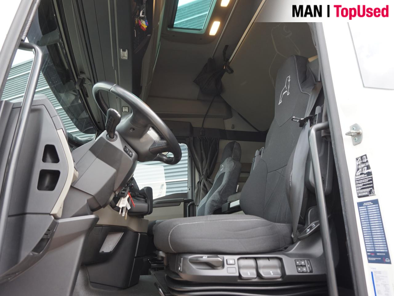 MAN TGX 26.510 6x2/4 BL SA / Retarder / LED - Камион влекач: слика 5 MAN TGX 26.510 6x2/4 BL SA / Retarder / LED - Камион влекач: слика 5