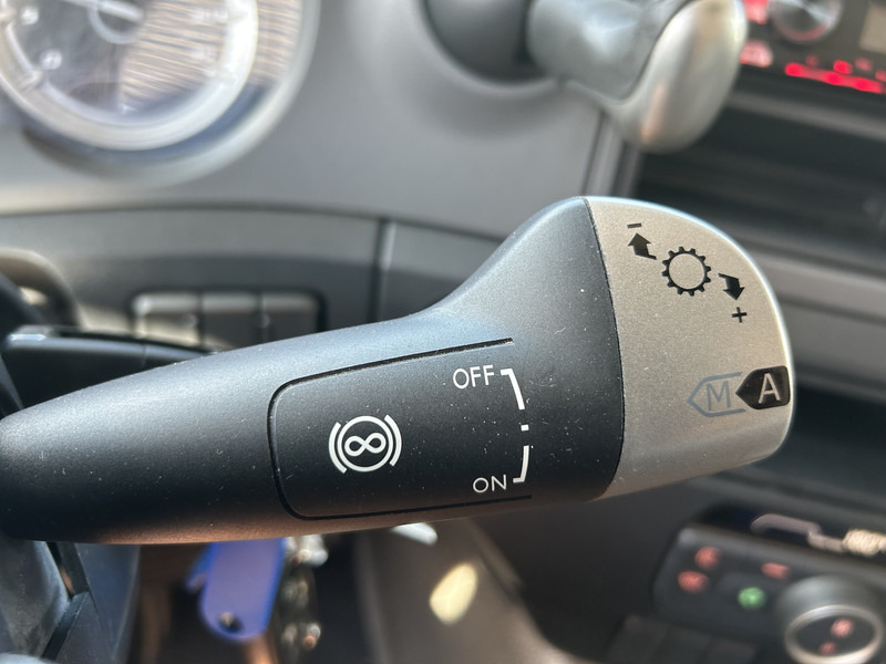 DAF CF 260 FA / Carrier Koeler - 30 gr / Chereau Frigobox / Laadklep 2000 kg - Камион ладилник: слика 5 DAF CF 260 FA / Carrier Koeler - 30 gr / Chereau Frigobox / Laadklep 2000 kg - Камион ладилник: слика 5