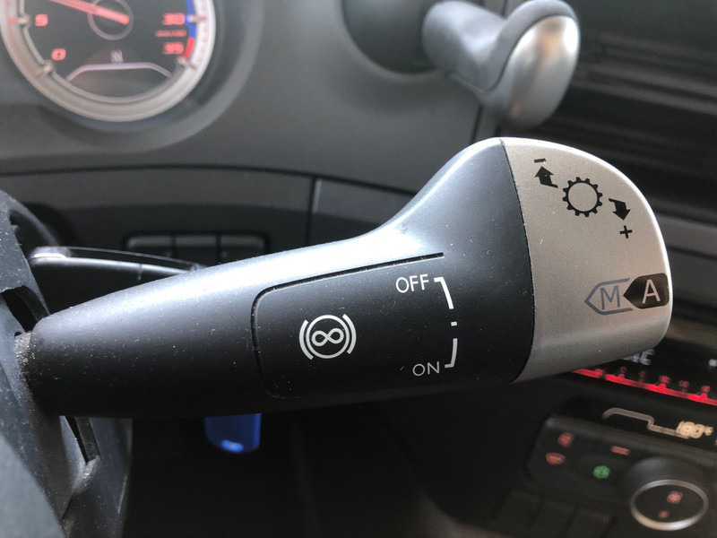 DAF CF 260 FA / Carrier Koeler / Chereau Frigo Box / Laadklep / APK TUV 09-26 - Камион ладилник: слика 5 DAF CF 260 FA / Carrier Koeler / Chereau Frigo Box / Laadklep / APK TUV 09-26 - Камион ладилник: слика 5