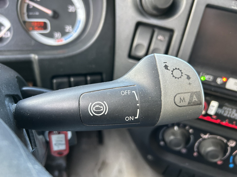 DAF CF 75 310 Euro 5 / Curtainside Box / Loadlift / Trailer Coupling - Камион со церада: слика 5 DAF CF 75 310 Euro 5 / Curtainside Box / Loadlift / Trailer Coupling - Камион со церада: слика 5