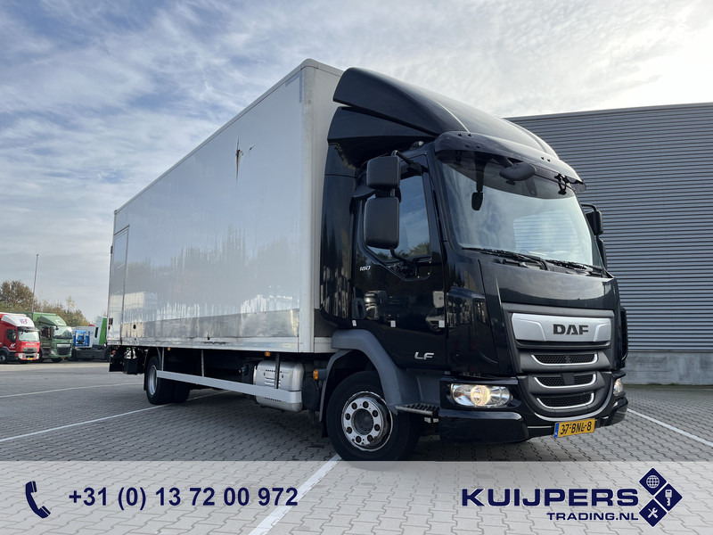 DAF LF 180 FA Euro 6 / 12 Ton / 400 dkm / Box / Laadklep - Камион сандучар: слика 1 DAF LF 180 FA Euro 6 / 12 Ton / 400 dkm / Box / Laadklep - Камион сандучар: слика 1