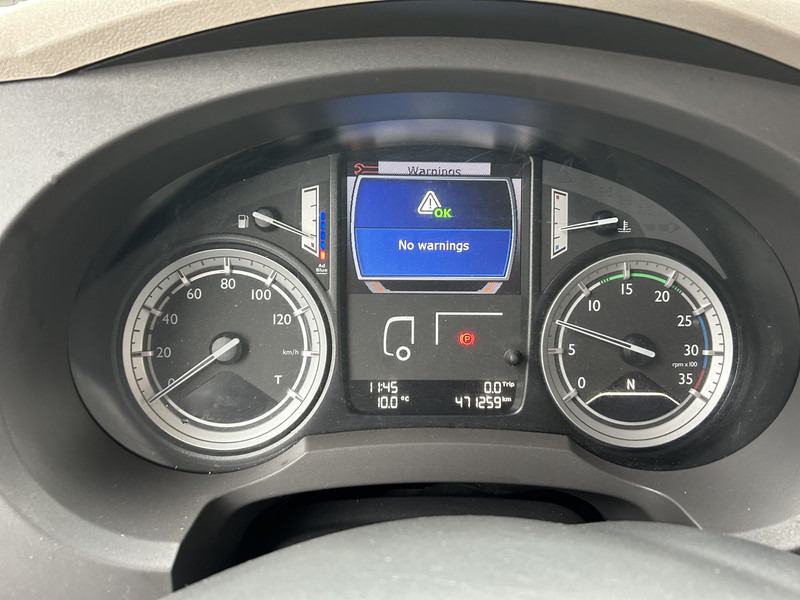 DAF LF 210 FA / 12 Ton / 471 dkm / Curtainside / Loadlift / APK TUV 06-26 - Камион со церада: слика 4 DAF LF 210 FA / 12 Ton / 471 dkm / Curtainside / Loadlift / APK TUV 06-26 - Камион со церада: слика 4