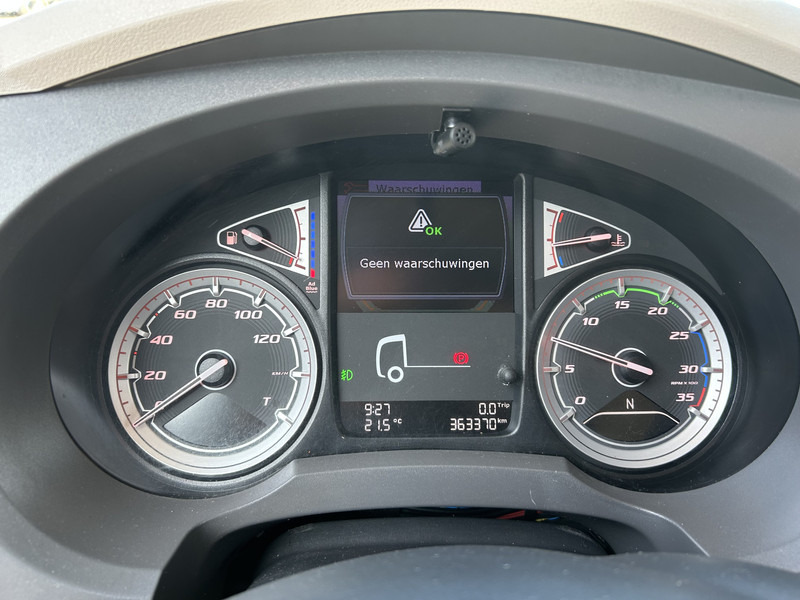 DAF LF 320 FA / Effer 175.2/c3s Crane / 363 dkm / Plateau - Камион со кран: слика 4 DAF LF 320 FA / Effer 175.2/c3s Crane / 363 dkm / Plateau - Камион со кран: слика 4