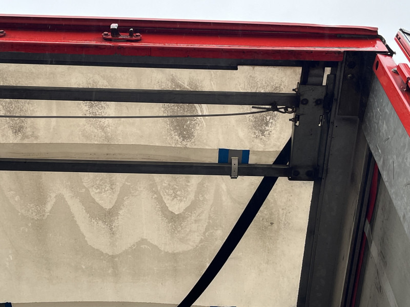 Fliegl SDS / Mega - Jumbo - Volume / Curtainside / 2 axle BPW / APK TUV 02-26 - Полуприколка со церада: слика 4 Fliegl SDS / Mega - Jumbo - Volume / Curtainside / 2 axle BPW / APK TUV 02-26 - Полуприколка со церада: слика 4