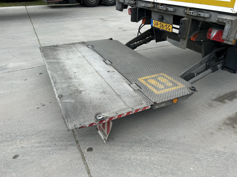 Fruehauf CNP 03 / Box / Laadklep / SAF Schijf - Полуприколка сандучар: слика 5 Fruehauf CNP 03 / Box / Laadklep / SAF Schijf - Полуприколка сандучар: слика 5