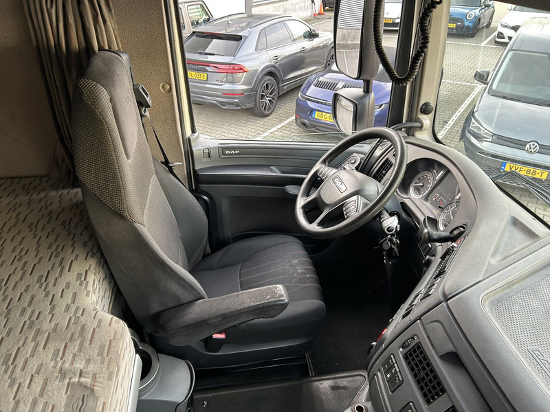 DAF XF 440 FT SC / Smart Tacho V2 / 2 Tanks / Stand Klima / APK TUV 05-26 - Камион влекач: слика 3 DAF XF 440 FT SC / Smart Tacho V2 / 2 Tanks / Stand Klima / APK TUV 05-26 - Камион влекач: слика 3