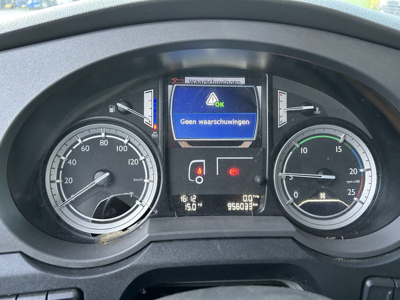 DAF XF 440 FT SC / Smart Tacho V2 / 2 Tanks / Stand Klima - Камион влекач: слика 4 DAF XF 440 FT SC / Smart Tacho V2 / 2 Tanks / Stand Klima - Камион влекач: слика 4