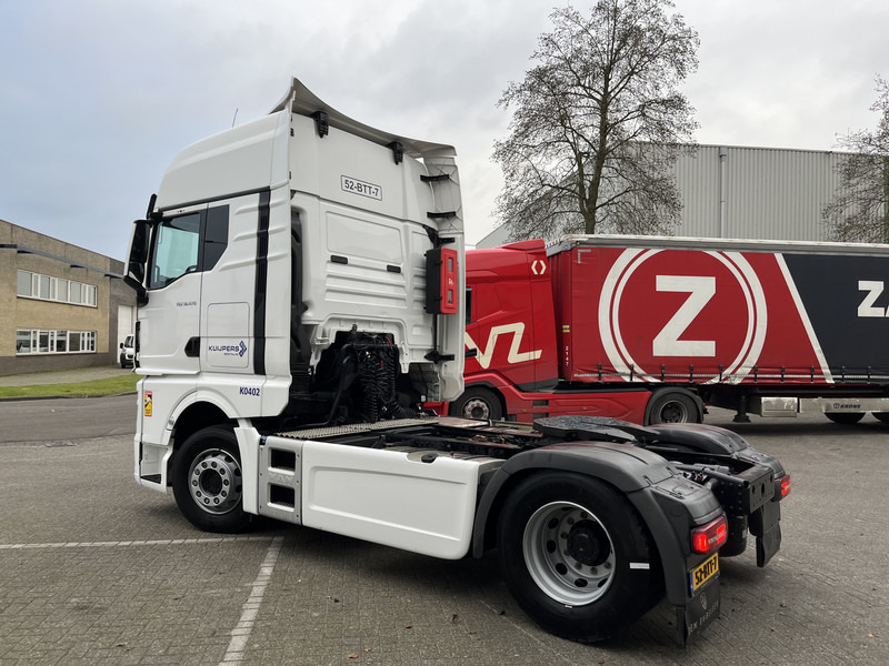 Камион влекач MAN TGX 18.470 GX / ZF Retarder / Full LED / 2 Tanks / APK TUV 01-26: слика 17