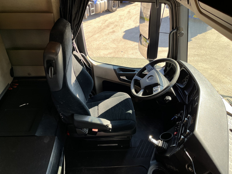 Mercedes-Benz Actros 1842 Streamspace / 937 dkm / 2 Tanks / NL Truck - Камион влекач: слика 3 Mercedes-Benz Actros 1842 Streamspace / 937 dkm / 2 Tanks / NL Truck - Камион влекач: слика 3