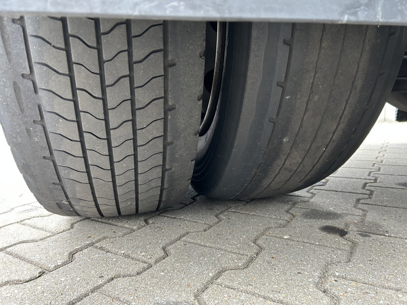 Лизинг на Scania R450 Highline / Retarder / 707 dkm / APK TUV 03-26 Scania R450 Highline / Retarder / 707 dkm / APK TUV 03-26: слика 16 Лизинг на Scania R450 Highline / Retarder / 707 dkm / APK TUV 03-26 Scania R450 Highline / Retarder / 707 dkm / APK TUV 03-26: слика 16