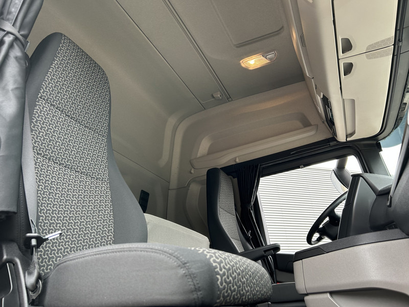 Лизинг на Scania R450 Highline / Retarder / 707 dkm / APK TUV 03-26 Scania R450 Highline / Retarder / 707 dkm / APK TUV 03-26: слика 8 Лизинг на Scania R450 Highline / Retarder / 707 dkm / APK TUV 03-26 Scania R450 Highline / Retarder / 707 dkm / APK TUV 03-26: слика 8