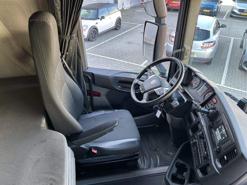 Scania R450 Highline / Retarder / 770 dkm / APK TUV 03-26 - Камион влекач: слика 3 Scania R450 Highline / Retarder / 770 dkm / APK TUV 03-26 - Камион влекач: слика 3