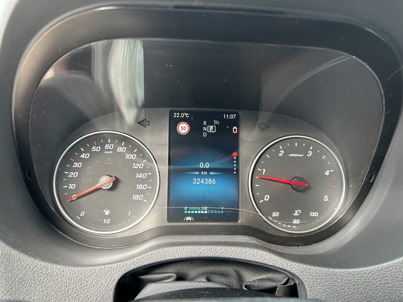Mercedes-Benz Sprinter 515 1.9 CDI / Chassis Cabine / WB 433 cm / 324 dkm / APK TUV 03-26 - Комбе: слика 4 Mercedes-Benz Sprinter 515 1.9 CDI / Chassis Cabine / WB 433 cm / 324 dkm / APK TUV 03-26 - Комбе: слика 4