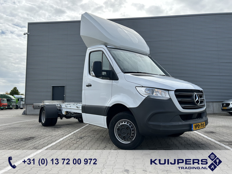 Mercedes-Benz Sprinter 515 1.9 CDI / Chassis Cabine / WB 433 cm / 324 dkm / APK TUV 03-26 - Комбе: слика 1 Mercedes-Benz Sprinter 515 1.9 CDI / Chassis Cabine / WB 433 cm / 324 dkm / APK TUV 03-26 - Комбе: слика 1