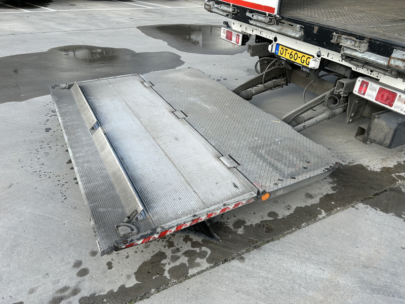 Krone Dry Liner / Box / Loadlift 2000 kg / Disk / APK TUV 11-26 - Полуприколка сандучар: слика 5 Krone Dry Liner / Box / Loadlift 2000 kg / Disk / APK TUV 11-26 - Полуприколка сандучар: слика 5