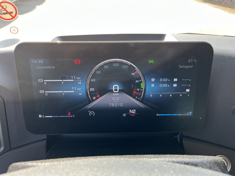 Mercedes-Benz Actros 2124 / 2023 / 18 Ton / Box / Laadklep - Камион сандучар: слика 4 Mercedes-Benz Actros 2124 / 2023 / 18 Ton / Box / Laadklep - Камион сандучар: слика 4