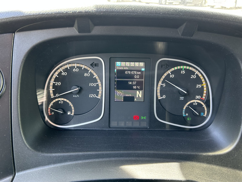 Mercedes-Benz Atego 818 / 8 Ton / 676 dkm / Box / Laadklep / APK TUV 03-26 - Камион сандучар: слика 4 Mercedes-Benz Atego 818 / 8 Ton / 676 dkm / Box / Laadklep / APK TUV 03-26 - Камион сандучар: слика 4