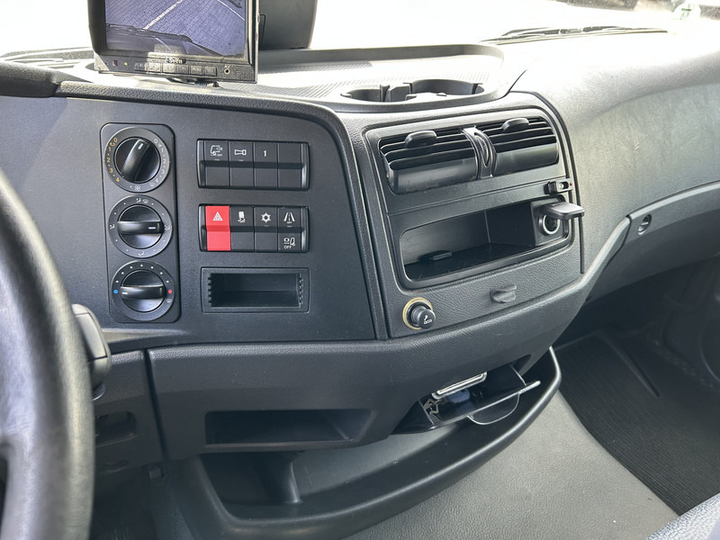 Mercedes-Benz Atego 818 / 8 Ton / 676 dkm / Box / Laadklep / APK TUV 03-26 - Камион сандучар: слика 5 Mercedes-Benz Atego 818 / 8 Ton / 676 dkm / Box / Laadklep / APK TUV 03-26 - Камион сандучар: слика 5