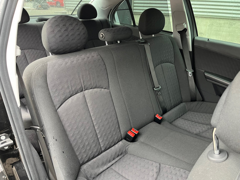 Mercedes-Benz E-Klasse / Limousine / 240 Avantgarde / 4-Matic / 8-pers / APK/TUV 09-2026 / - Седан: слика 5 Mercedes-Benz E-Klasse / Limousine / 240 Avantgarde / 4-Matic / 8-pers / APK/TUV 09-2026 / - Седан: слика 5