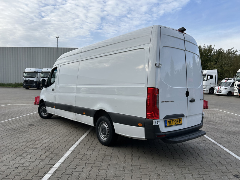 Мало комбе Mercedes-Benz Sprinter 311 2.2 CDI Euro 6D / 130 dkm / L3 H2 / Camera / APK TUV 10-26: слика 20 Мало комбе Mercedes-Benz Sprinter 311 2.2 CDI Euro 6D / 130 dkm / L3 H2 / Camera / APK TUV 10-26: слика 20