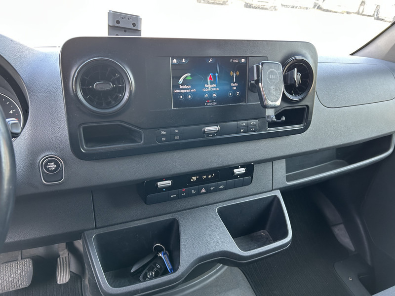 Товарно комбе Mercedes-Benz Sprinter 314 2.2 CDI / L4 H2 / Loadlift 650 kg / Navi / APK TUV 01-26: слика 8