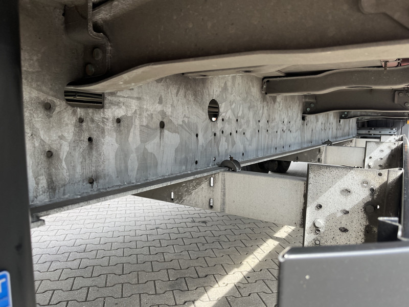 Schmitz Cargobull SCB S2 / Box Trailer / 2 axle / APK TUV 06-26 - Полуприколка сандучар: слика 5 Schmitz Cargobull SCB S2 / Box Trailer / 2 axle / APK TUV 06-26 - Полуприколка сандучар: слика 5