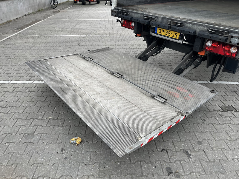 Schmitz Cargobull SCB S2 / Box Trailer / 2 axle / Loadlift / APK TUV 04-26 - Полуприколка сандучар: слика 5 Schmitz Cargobull SCB S2 / Box Trailer / 2 axle / Loadlift / APK TUV 04-26 - Полуприколка сандучар: слика 5