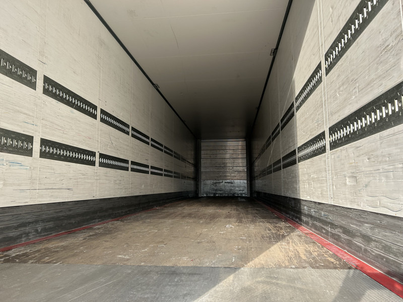 Schmitz Cargobull SCB S3B / Box Trailer / 2x Liftas / APK TUV 09-26 - Полуприколка сандучар: слика 3 Schmitz Cargobull SCB S3B / Box Trailer / 2x Liftas / APK TUV 09-26 - Полуприколка сандучар: слика 3