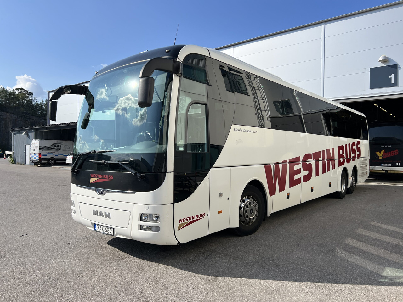 MAN Lions Coach L R08 Euro 6c - Патнички вагон автобус: слика 2 MAN Lions Coach L R08 Euro 6c - Патнички вагон автобус: слика 2