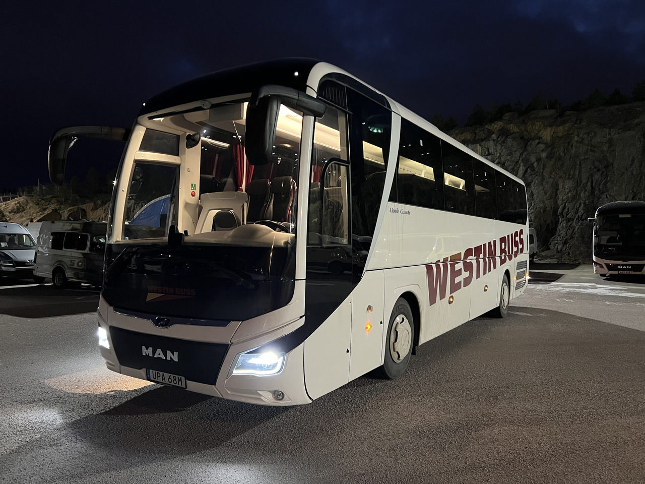 MAN Lions Coach R07 Euro 6D - Патнички вагон автобус: слика 2 MAN Lions Coach R07 Euro 6D - Патнички вагон автобус: слика 2