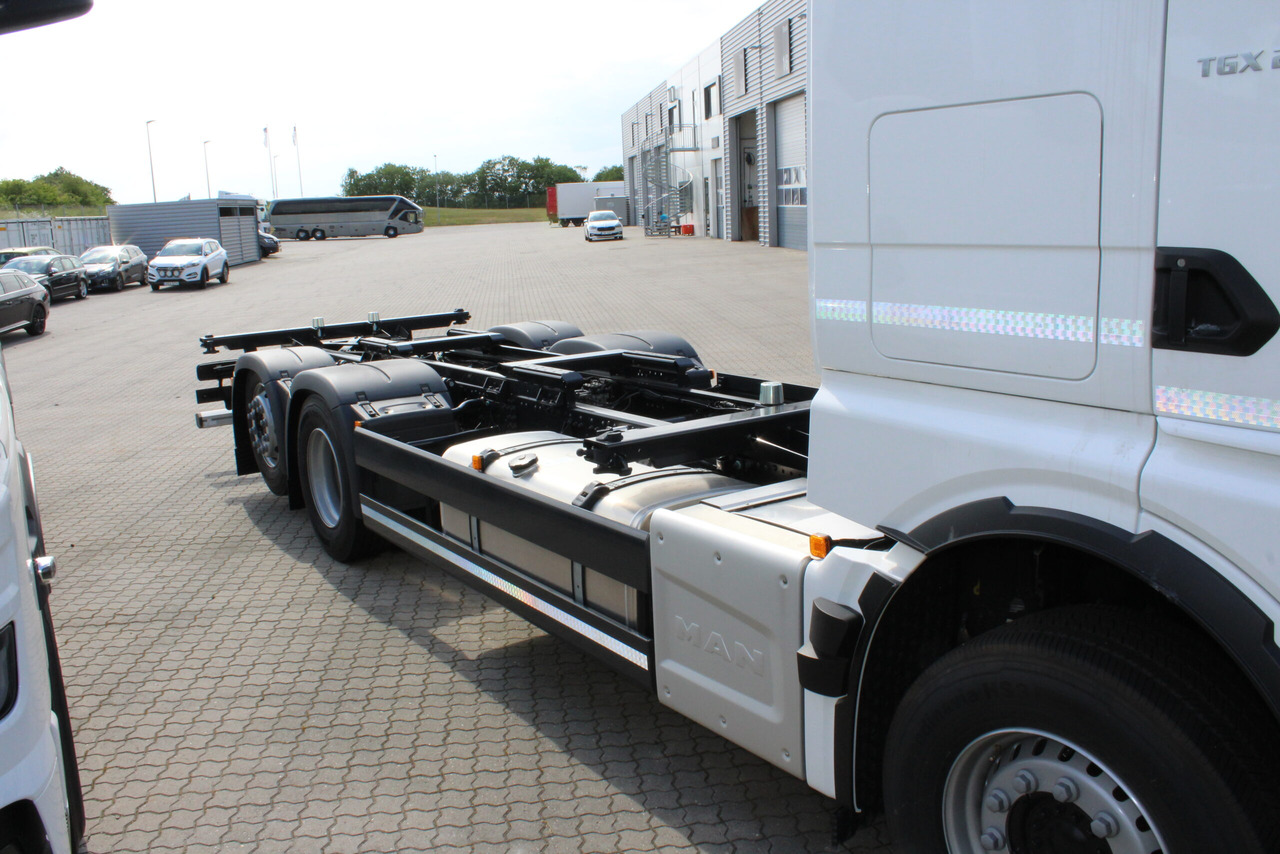 Växelflak MAN TGX 26.520 6X2-4 LL - Транспортер на контејнер/ Камион со променливо тело: слика 3 Växelflak MAN TGX 26.520 6X2-4 LL - Транспортер на контејнер/ Камион со променливо тело: слика 3