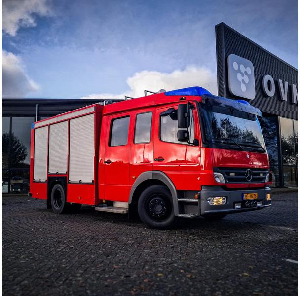 Mercedes-Benz - Противпожарен камион: слика 1 Mercedes-Benz - Противпожарен камион: слика 1