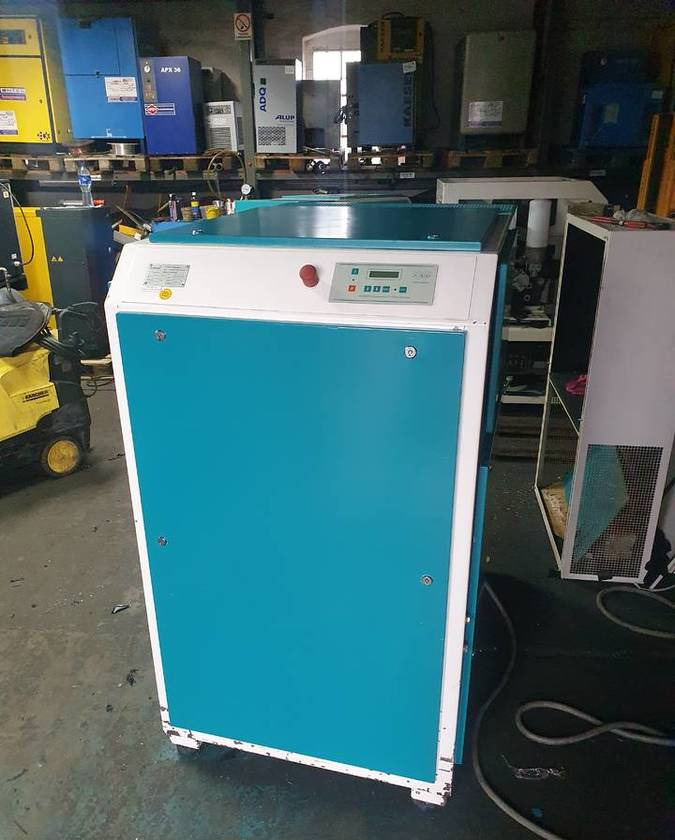 KOMPRESOR ŚRUBOWY RENNER RS 45 KW - Компресор за воздух: слика 3 KOMPRESOR ŚRUBOWY RENNER RS 45 KW - Компресор за воздух: слика 3