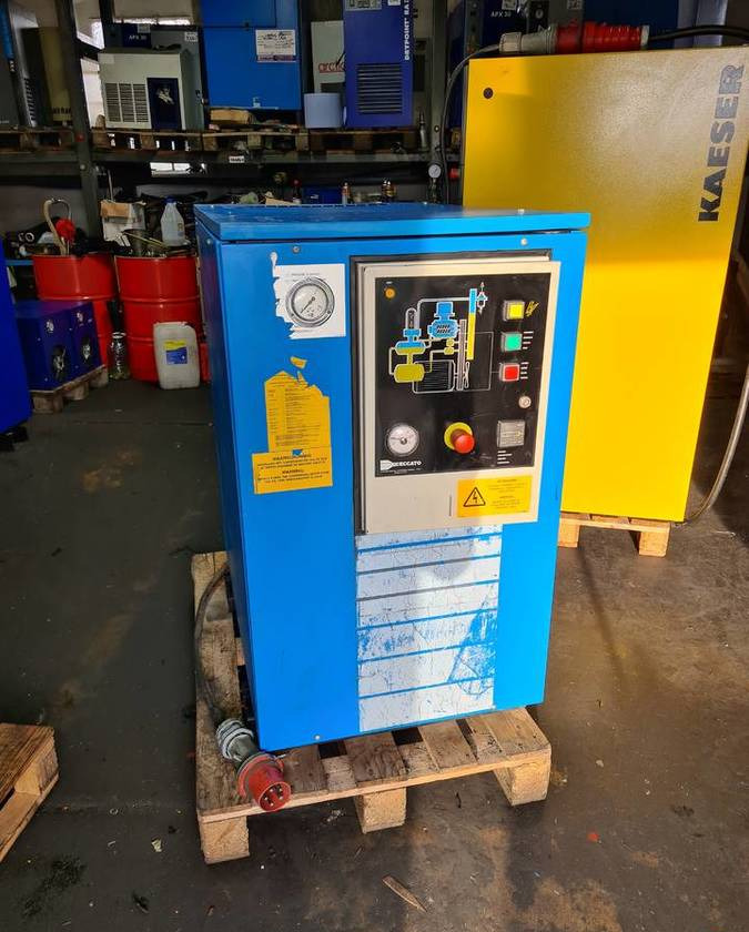 Kompresor śrubowy AIRPRESS, CECCATO 15 kw - Компресор за воздух: слика 3 Kompresor śrubowy AIRPRESS, CECCATO 15 kw - Компресор за воздух: слика 3