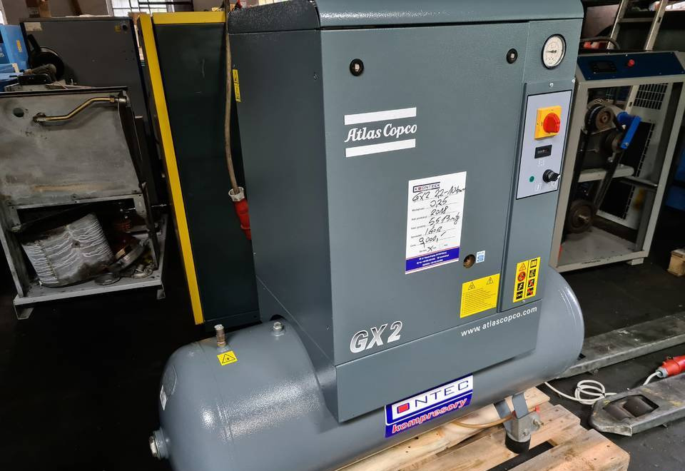 Kompresor śrubowy ATLAS COPCO GX2 2,2 kw - Компресор за воздух: слика 3 Kompresor śrubowy ATLAS COPCO GX2 2,2 kw - Компресор за воздух: слика 3