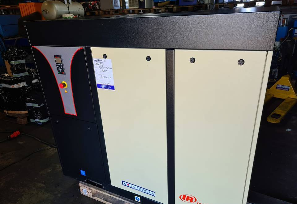 Kompresor śrubowy INGERSOLL RAND IRN 22K-CC 22 kw Falownik - Компресор за воздух: слика 2 Kompresor śrubowy INGERSOLL RAND IRN 22K-CC 22 kw Falownik - Компресор за воздух: слика 2