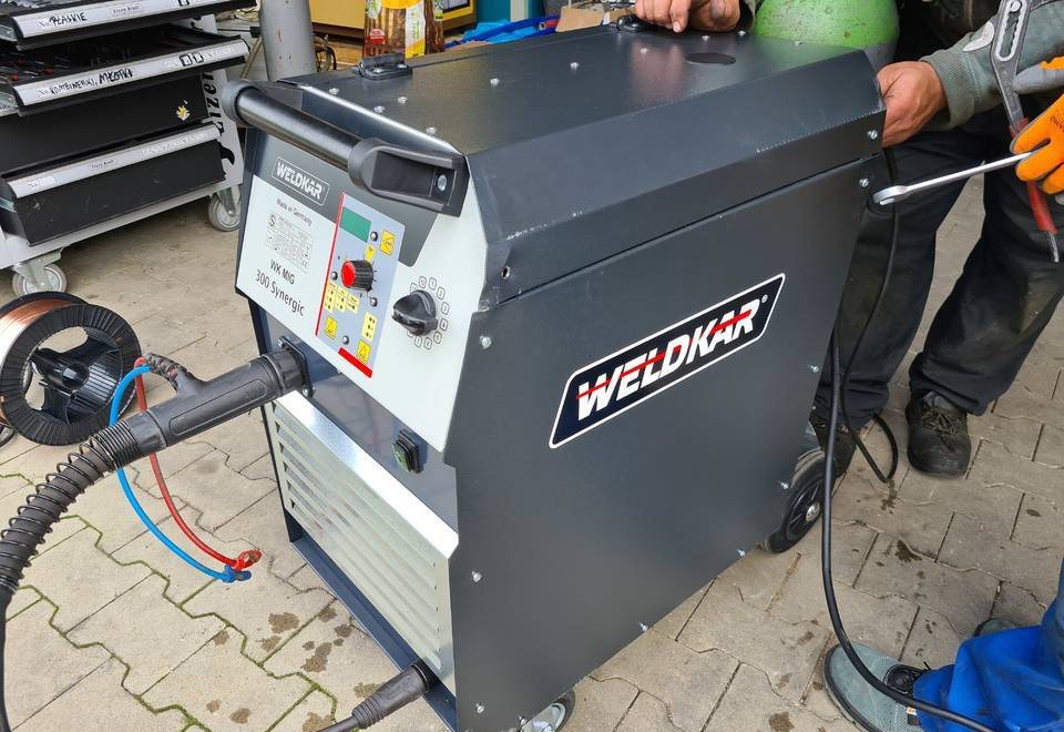 SPAWARKA MIG WELDKAR 300 Synergic 300A - Опрема за заварување: слика 2 SPAWARKA MIG WELDKAR 300 Synergic 300A - Опрема за заварување: слика 2