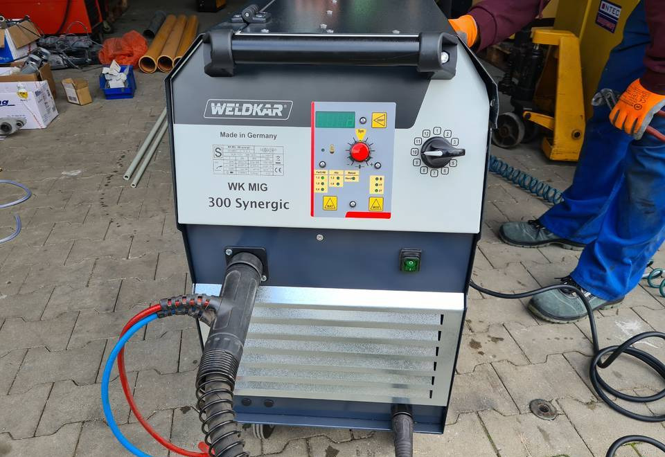 SPAWARKA MIG WELDKAR 300 Synergic 300A - Опрема за заварување: слика 3 SPAWARKA MIG WELDKAR 300 Synergic 300A - Опрема за заварување: слика 3