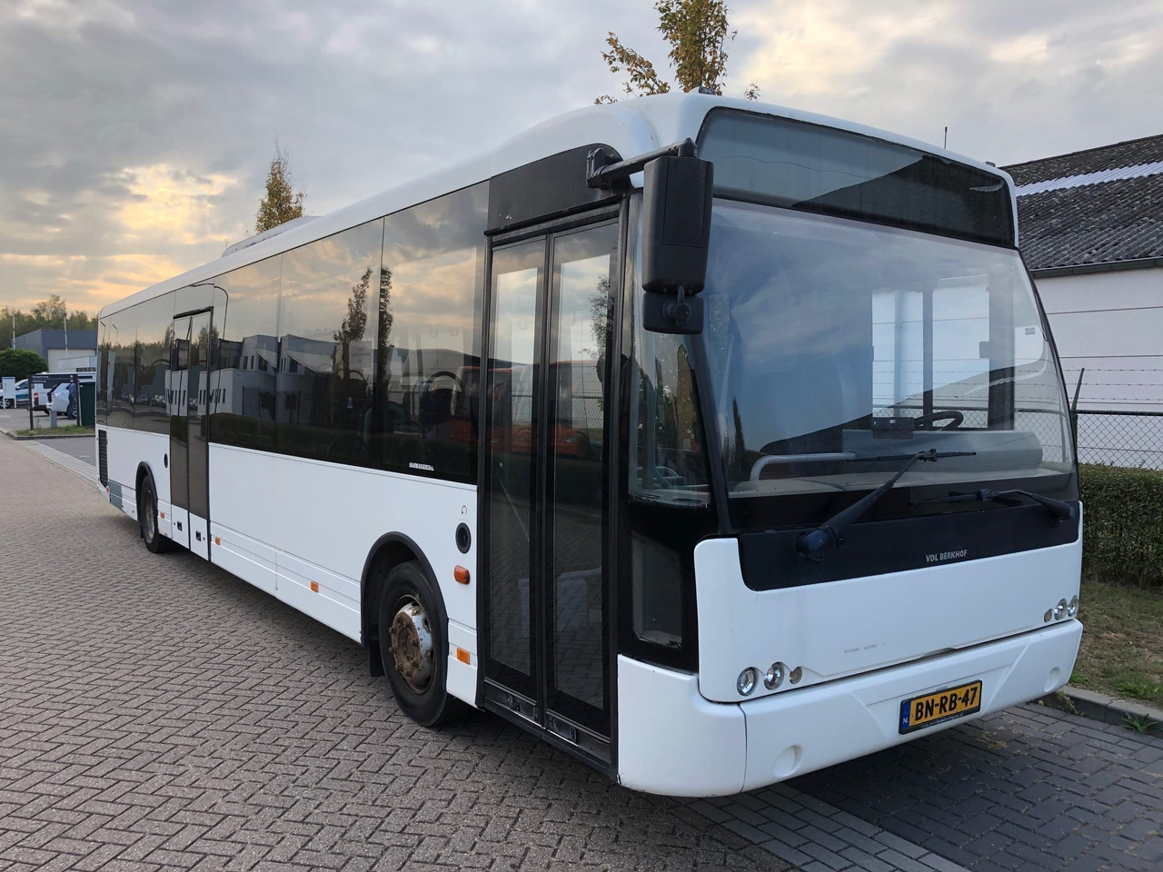 VDL Berkhof Ambassador 200, Euro 3 - Градски автобус: слика 1 VDL Berkhof Ambassador 200, Euro 3 - Градски автобус: слика 1