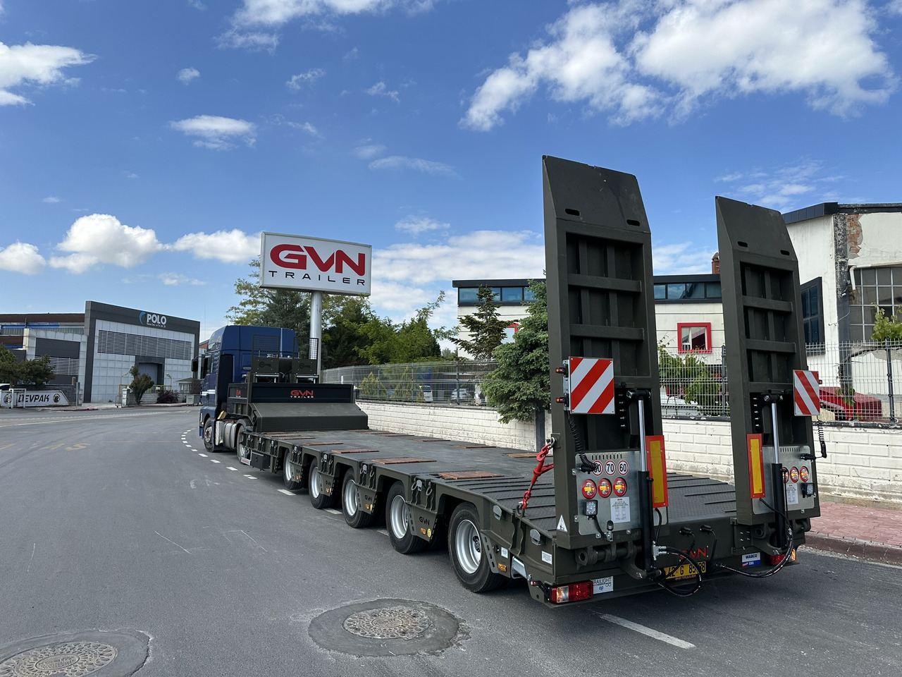 GVN Trailer 5 AXLE LOWBED - Полуприколка за низок утовар: слика 3 GVN Trailer 5 AXLE LOWBED - Полуприколка за низок утовар: слика 3
