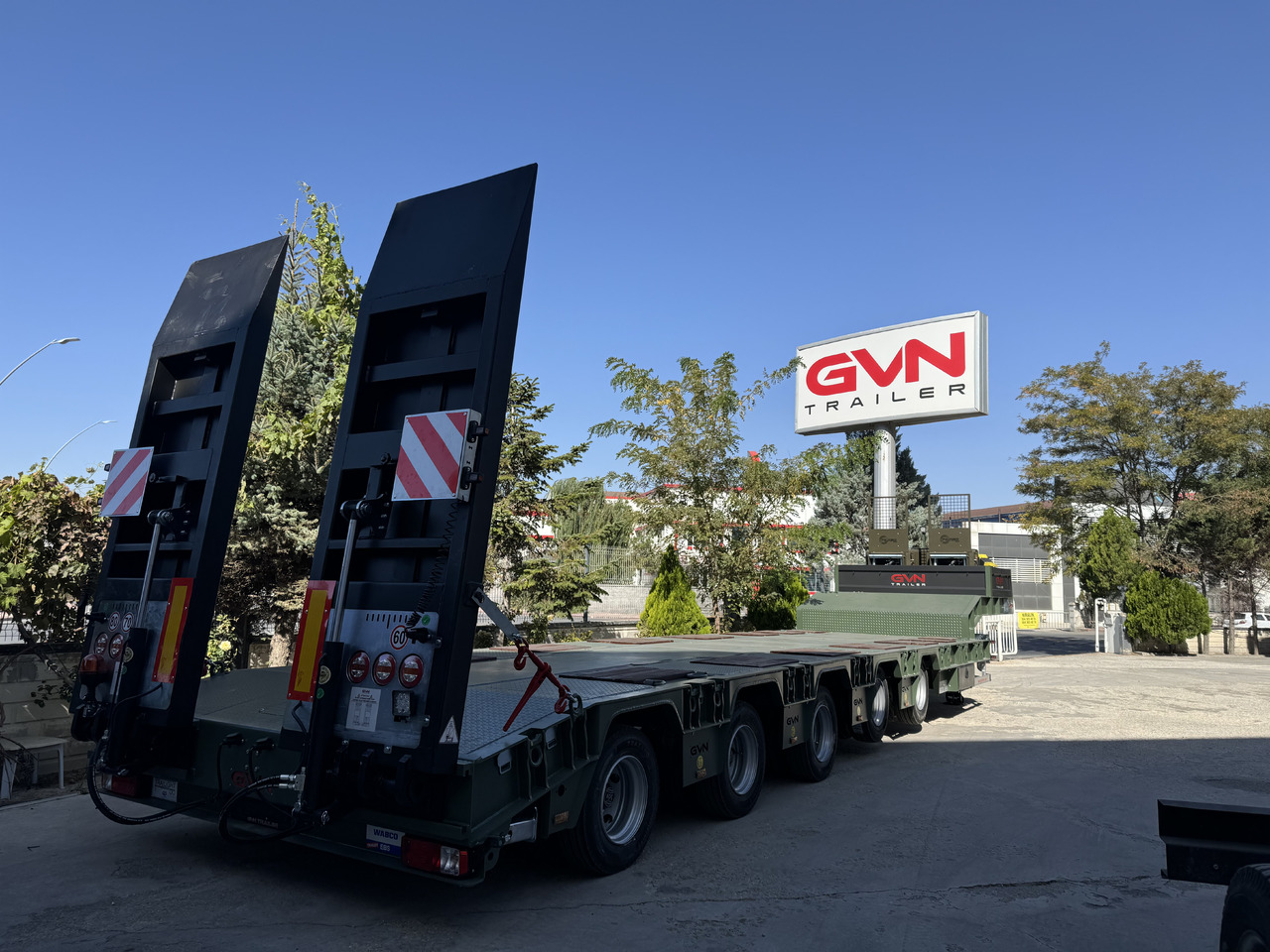 GVN Trailer 5 AXLE LOWBED - Полуприколка за низок утовар: слика 5 GVN Trailer 5 AXLE LOWBED - Полуприколка за низок утовар: слика 5