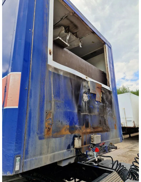 Ackermann VS-F24 / DHOLLANDIA 3000kg - Полуприколка сандучар: слика 3 Ackermann VS-F24 / DHOLLANDIA 3000kg - Полуприколка сандучар: слика 3