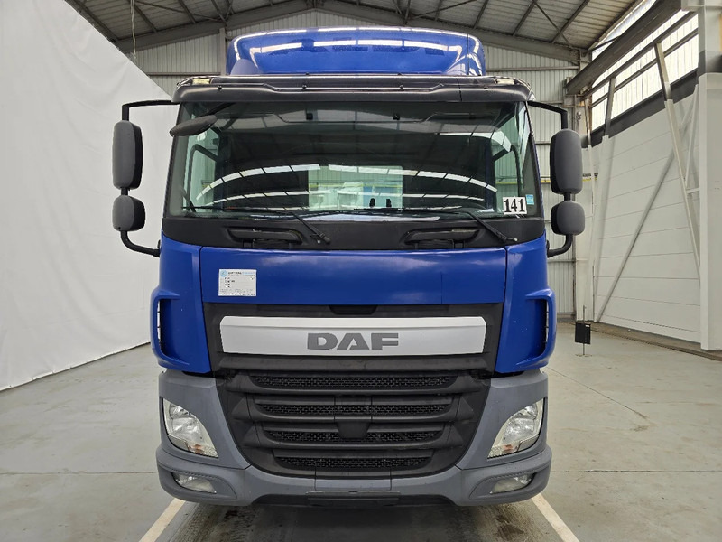 DAF CF 400 EURO 6 / RETARDER / AIRCO - Камион влекач: слика 2 DAF CF 400 EURO 6 / RETARDER / AIRCO - Камион влекач: слика 2
