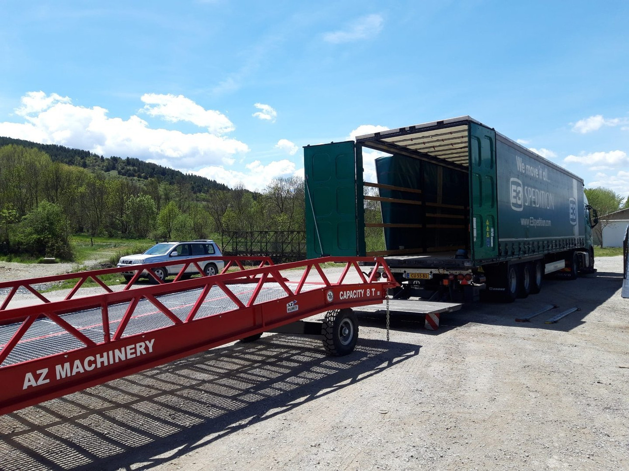 Товарна рампа AZ RAMP-EASY XL-8 . USED Mobil Loading Ramp  WIDE With Level Off, 8 t Capacity: слика 1