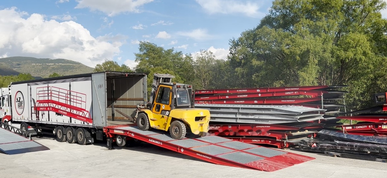 AZ RAMP KING VERSION, BIG FOOT LLO 25T mobile loading ramp - Товарна рампа: слика 4 AZ RAMP KING VERSION, BIG FOOT LLO 25T mobile loading ramp - Товарна рампа: слика 4