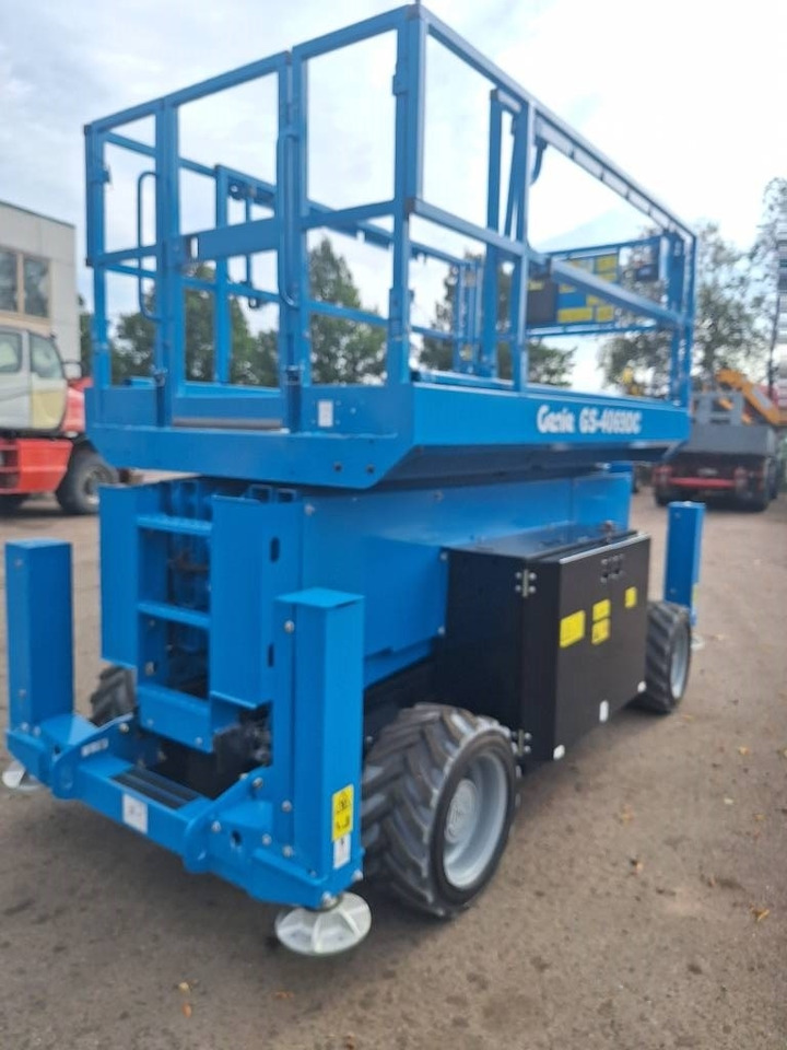 Genie GS-4069 DC muutto tarjous!! - Кревач ножица: слика 4 Genie GS-4069 DC muutto tarjous!! - Кревач ножица: слика 4