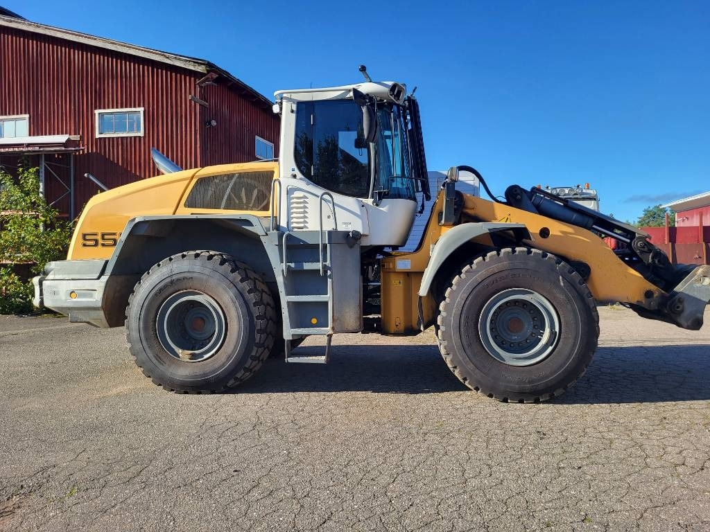 Liebherr L 556 - Натоварувач на тркала: слика 1 Liebherr L 556 - Натоварувач на тркала: слика 1